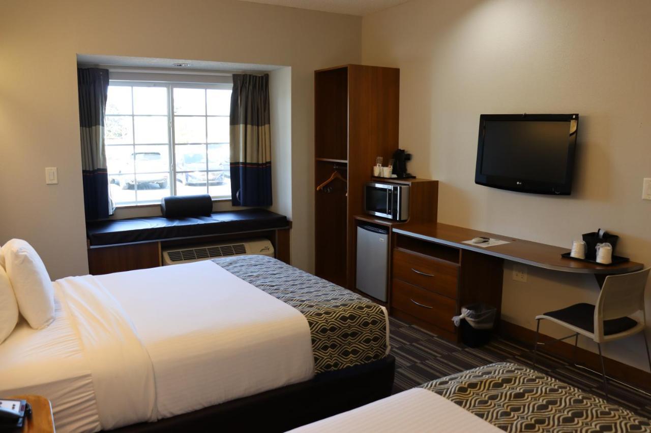 Microtel Inn & Suites By Wyndham Columbus Near Fort Moore Exterior photo
