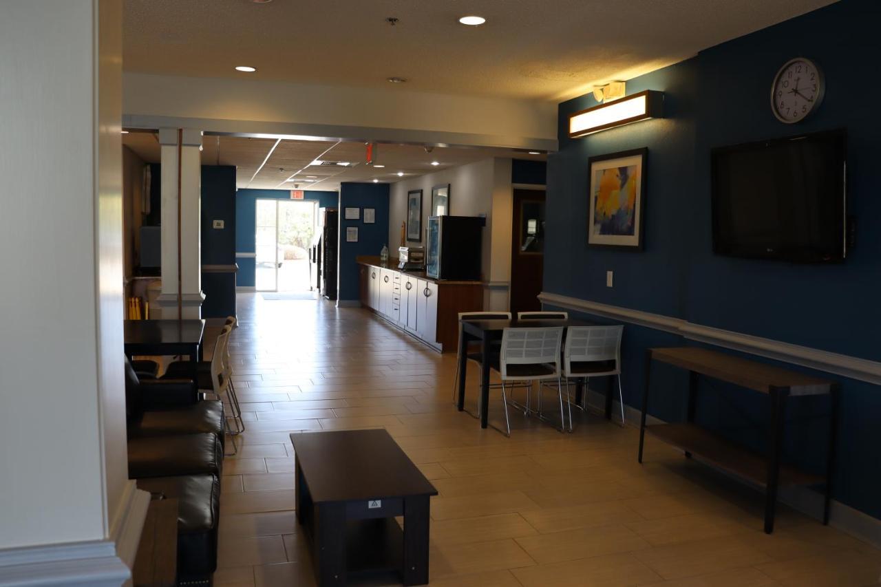 Microtel Inn & Suites By Wyndham Columbus Near Fort Moore Exterior photo