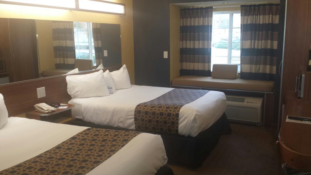 Microtel Inn & Suites By Wyndham Columbus Near Fort Moore Exterior photo